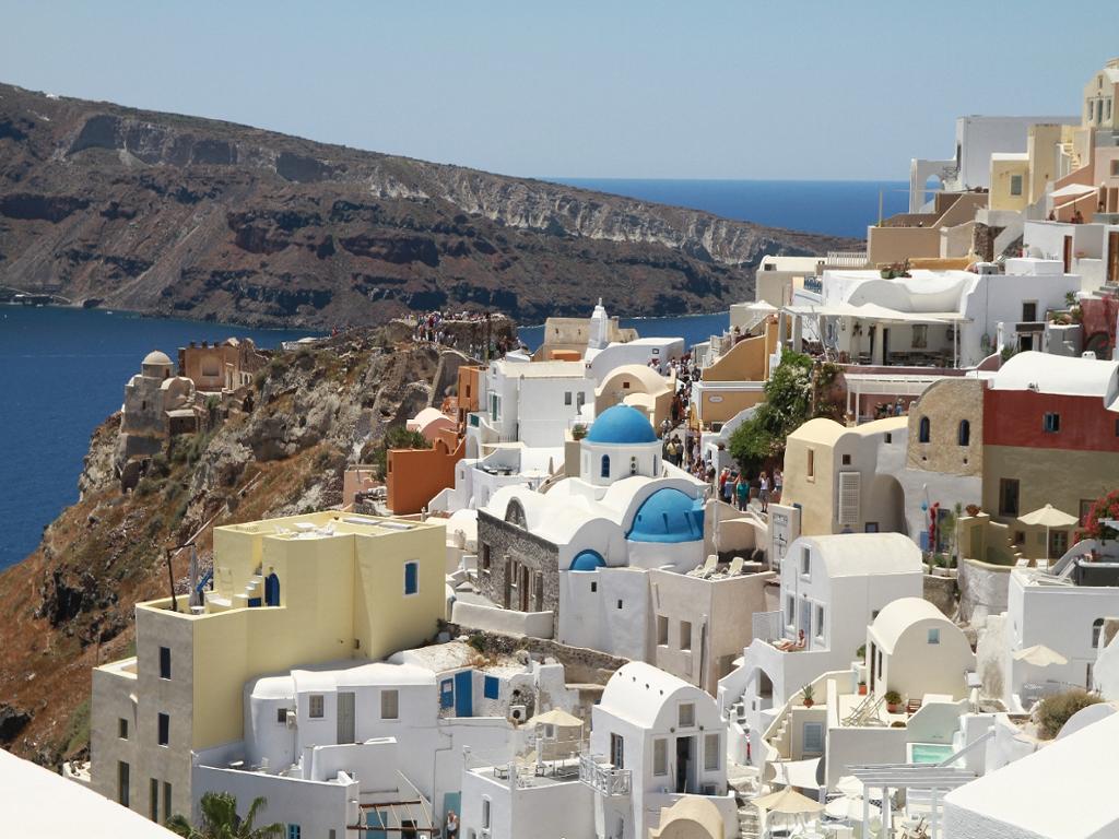 Excursion to Santorini from Heraklion Port with Transfer from East Crete